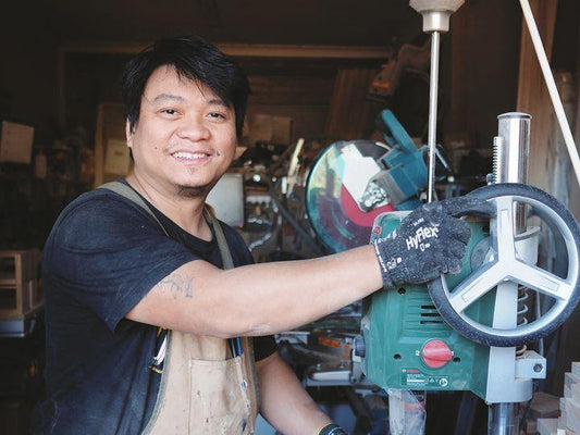 Meet John The Maker - Woodyoubuy