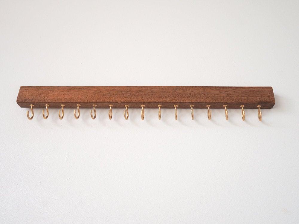 Necklace Holder (Meranti Wood) - Woodyoubuy