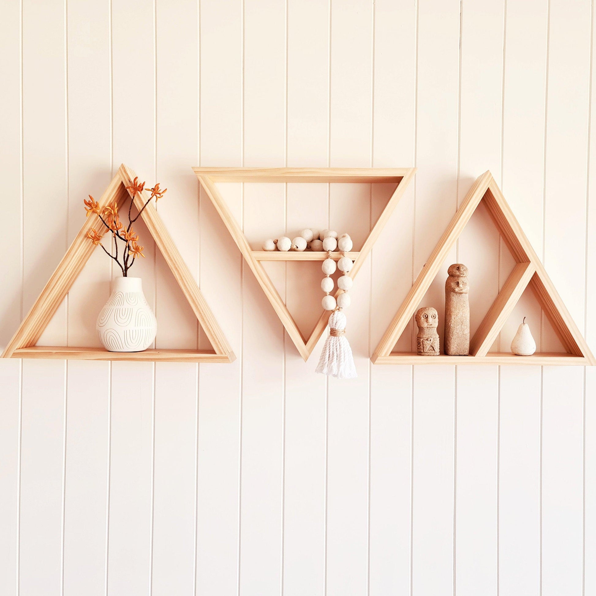 Triangle shelves (Pine Wood) - Woodyoubuy