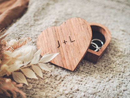 Heart Shaped Box (Oak Wood) - heart wooden ring box, wedding ring box, jewellery box, Valentines Day Gift, Wedding Ring Holder, Gift for her